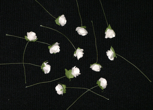 White Flower Hair Pins