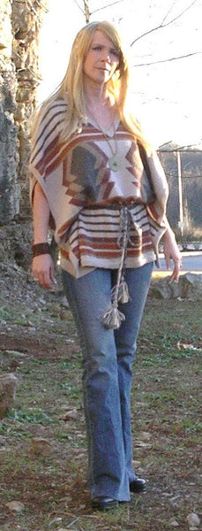 Design History Sweater XS