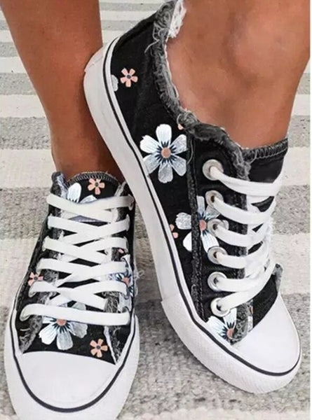 Black Daisy Tennis Shoes