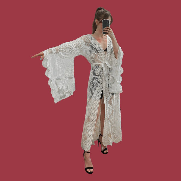Circles White Kimono